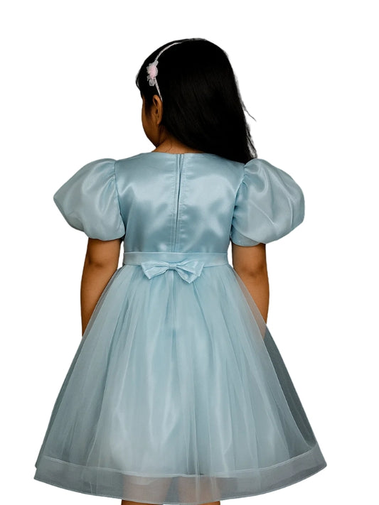Girls Light Blue Princess Party Dress – Puff Sleeve Floral Gown with Bow & Ruffle Detail